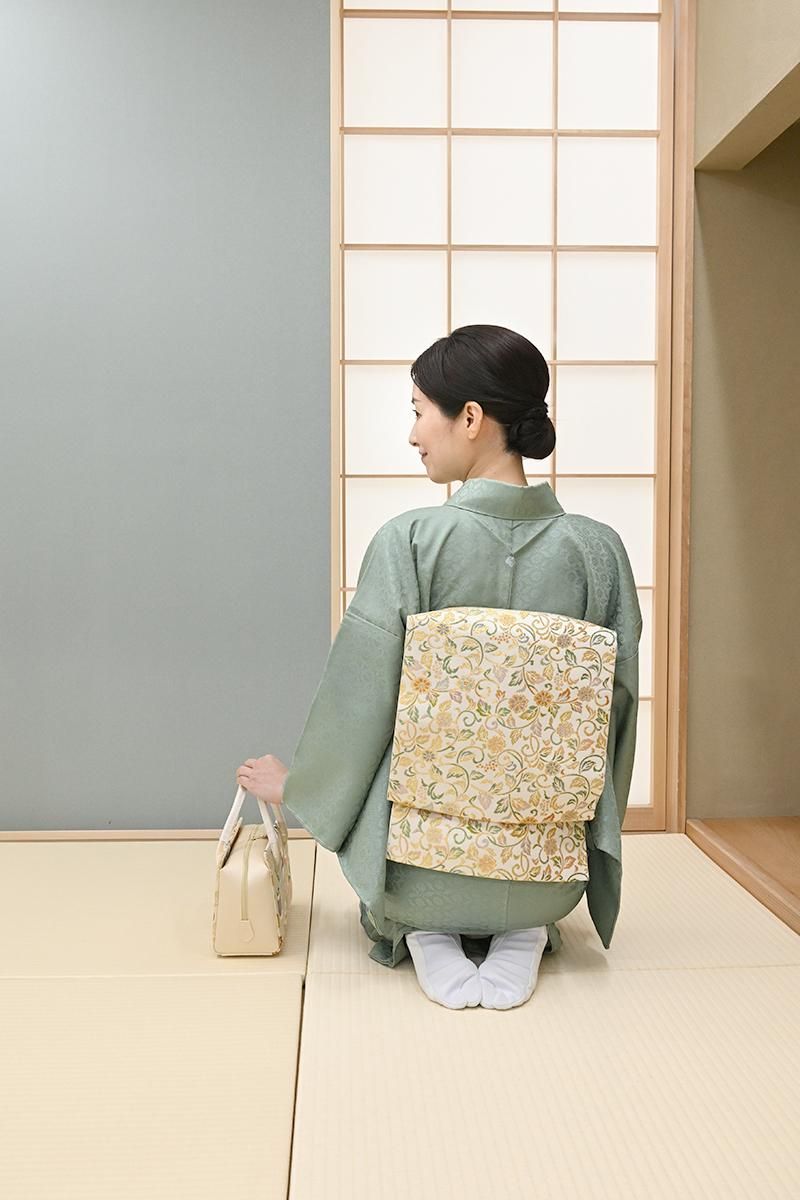 あおき【L-8746】西陣製 袋帯 生成色 立涌唐花正倉院文（落款入