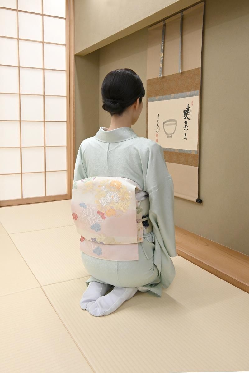 銀座【H-1035】西陣 川島織物製 絽 織名古屋帯 乙女色×白百合色 横段に