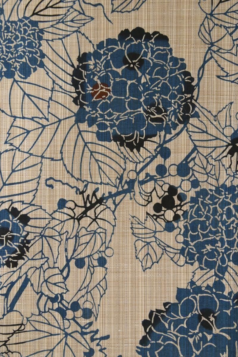 銀座【D-4062】竺仙製 奥州小紋 白茶色 紫陽花の図（反端付）:身丈166