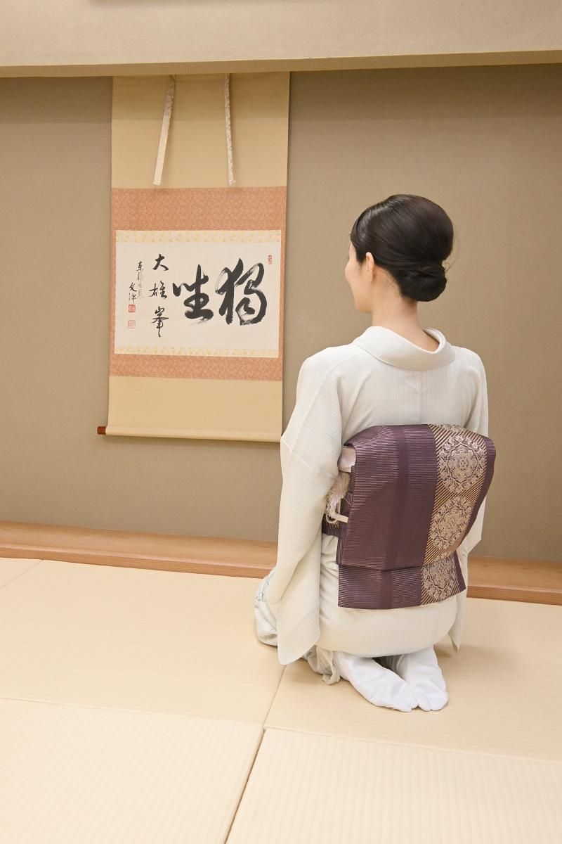 未着用　袋帯　リバーシブル　雪輪　斜め縞　横縞　着物　102b d 銀座【L-8941】絽 袋帯 似紫色 竪縞に華文 - 銀座きもの青木｜長く大切