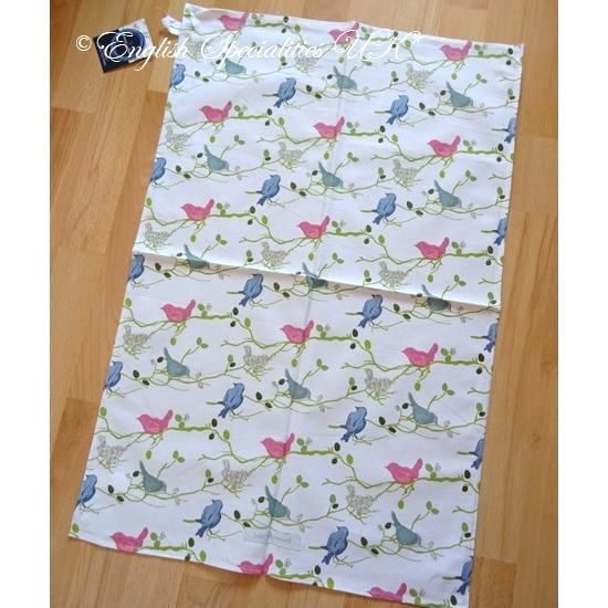 イギリスティータオル３枚セット！(Tea towel)エリザベス女王 イギリス エリザベス女王 即位70年プラチナ・ジュビリー記念