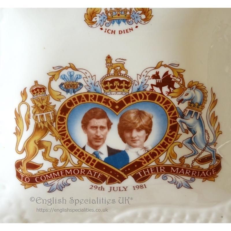 1981年 ロイヤルウェディング 記念切手セット チャールズ王子とダイアナ妃 チャールズ皇太子 ダイアナ妃、ロイヤルウェディング記念切手