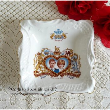 Charles & Diana Royal Wedding Trinket Dish 1981<br> プリンスチャールズ＆レディダイアナ ロイヤルウエディング記念 トリンケットディッシュ
