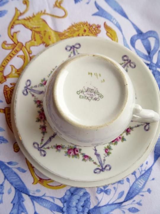 コリンウッド＊アンティーク＊パープルリボン トリオ