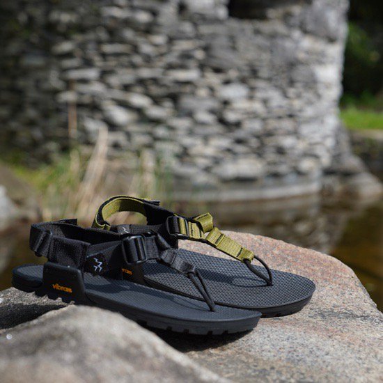 ベッドロック サンダル ケルンアドベンチャーサンダル BEDROCK Cairn Adventure Sandals　ベアフットサンダル