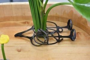 嵯峨御流　花留め　轡（くつわ） 轡（くつわ120） - いけばな嵯峨御流 嵯峨ショップ