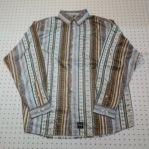 OVERPREAD full pattern over shirts