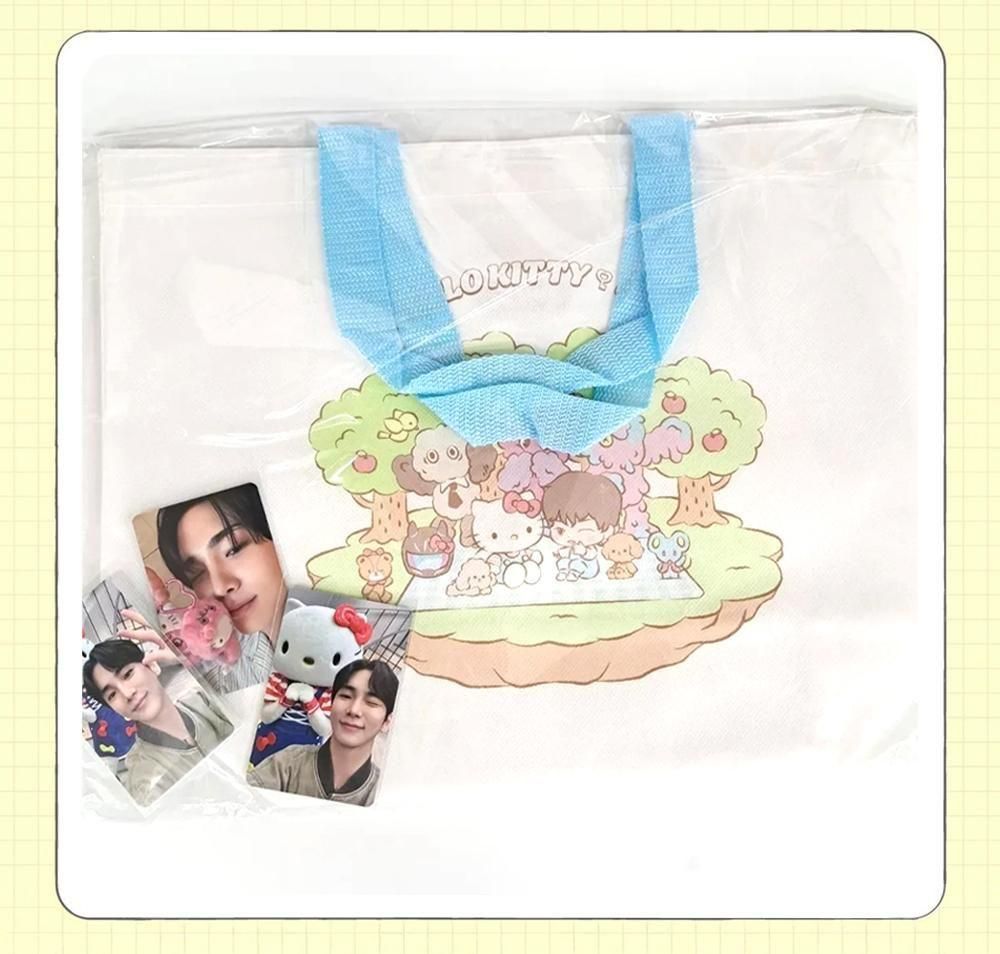 KEY (SHINee) X HELLO KITTY - PLUSH KEYRING / POP-UP STORE