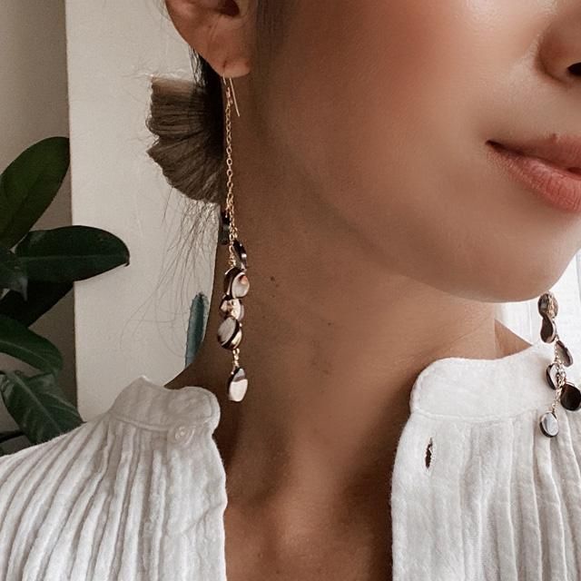 Pear Shape Brown Shell Fringe Long Pierced Earring ペアシェイプブラウンシェル フリンジ 14kgf ロングピアス CandyBody ファンシーシェイプシェルのピアス