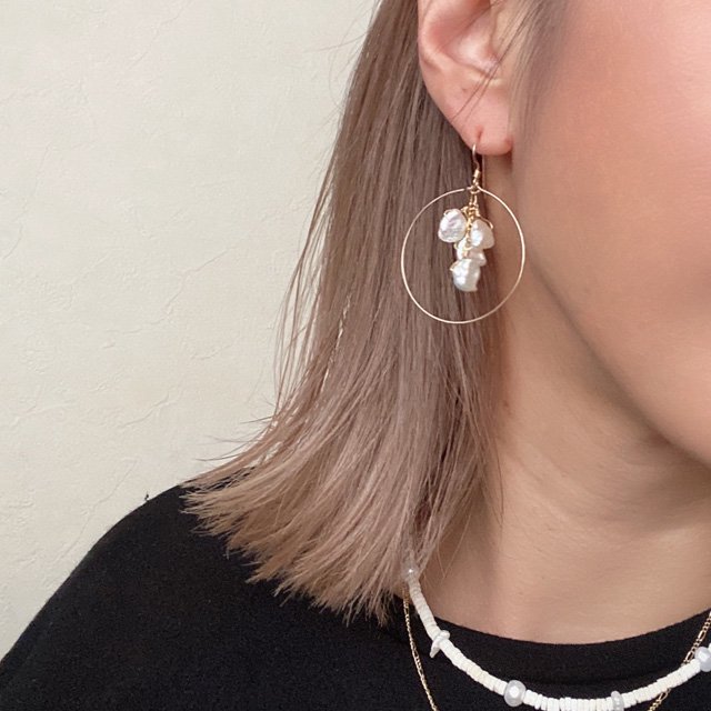 Fringe Design Fresh Water Pearl Hoop Pierced Earring フリンジデザイン　淡水パール  14kgfフープピアス　入学式 - CandyBody