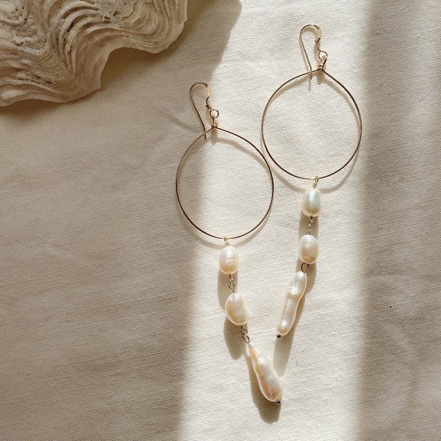 Fresh Water Pearl Hoop Design Pierced Earring ミックス淡水パール　フープデザインピアス -  CandyBody