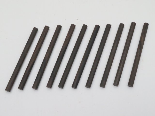 黒檀の丸棒 3本 No.33 25×150ミリ - 工具、DIY用品