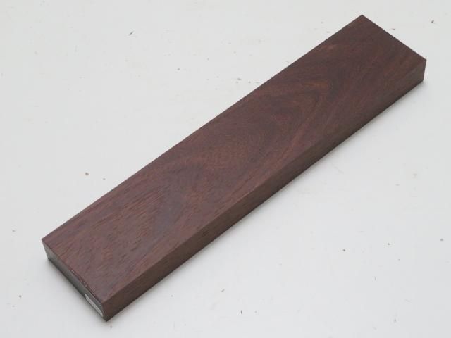 送料無料　時代物　唐木/紅木紫檀（沈水紫檀）灰皿　幅9×6ｃｍ 紫檀（チンチャン） - 唐木・素材ドットコム（唐木の（株