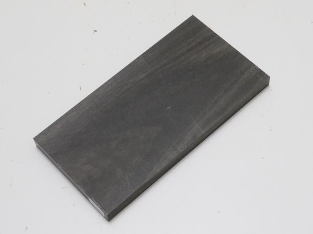 <img class='new_mark_img1' src='https://img.shop-pro.jp/img/new/icons5.gif' style='border:none;display:inline;margin:0px;padding:0px;width:auto;' />カメルーンエボニー　13×100×193ミリ　