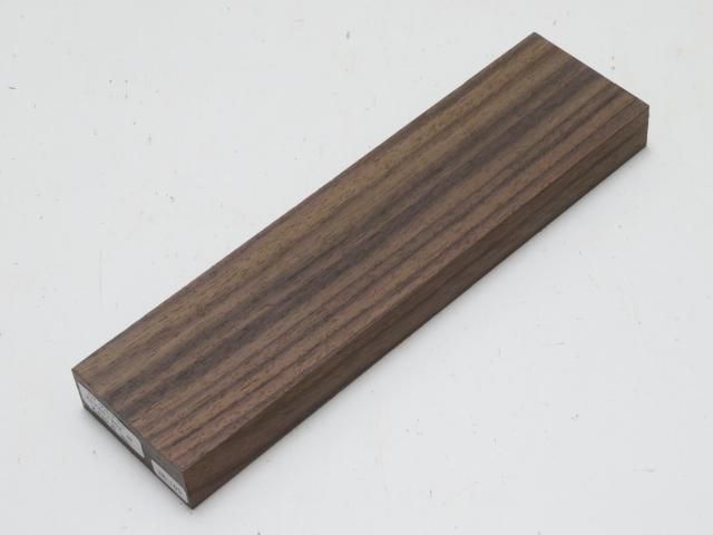 <img class='new_mark_img1' src='https://img.shop-pro.jp/img/new/icons5.gif' style='border:none;display:inline;margin:0px;padding:0px;width:auto;' />インディアンローズウッド　24×65×253ミリ　