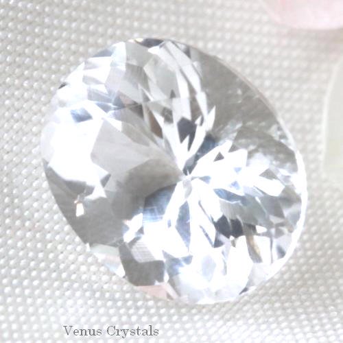 天使の石　ロシア産　フェナカイト　フェナサイト　ルース　0.84ct 6.5mm 日独ソ付き 　 - 夕星庵　-Venus Crystals-