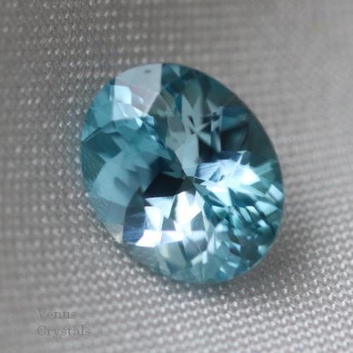 綺麗な水色　カンボジア産　ブルー・ジルコン　ルース 　1.04ct　6.2mm - 夕星庵　-Venus Crystals-