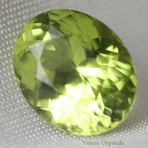 パキスタン産 ペリドット Peridot ルース 1.69ct 8.0mm - 夕星庵 -Venus Crystals-