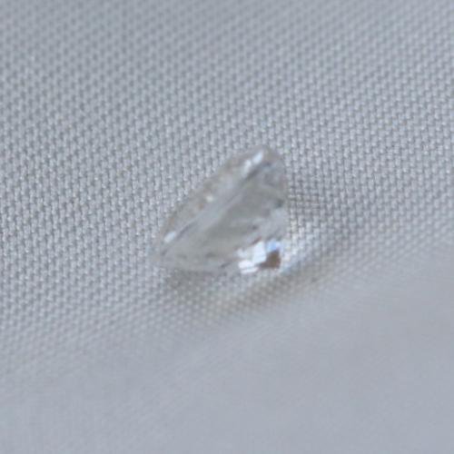 天使の石 ハート ロシア産 フェナカイト フェナサイト ルース 0.42ct 4.7mm 日独ソ付き - 夕星庵 -Venus Crystals-