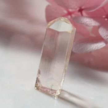 虹色（グリーン）系 奈良県天川村産 レインボー ガーネット 結晶