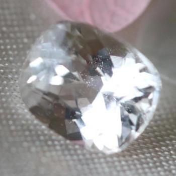 ŷȤСեʥȡեʥȡ롼ƱåȥѤߡ0.64ct  5.6mm 