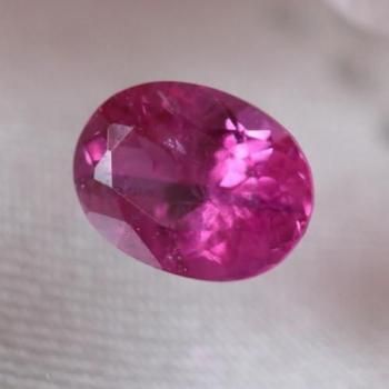 ۤΤХ顼䤫ԥ󥯡㥶ӡ 롼0.56ct  5.4mm