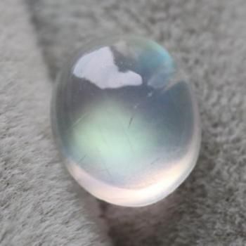 η쥤ܡࡼ󥹥ȡʥ꡼󡦥֥롼ˡפäꡡܥ0.62ct  5.5mm