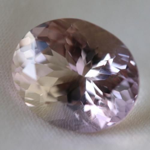ハイ・クオリティ ボリビア アナイ鉱山産 アメトリン ルース 2.24ct