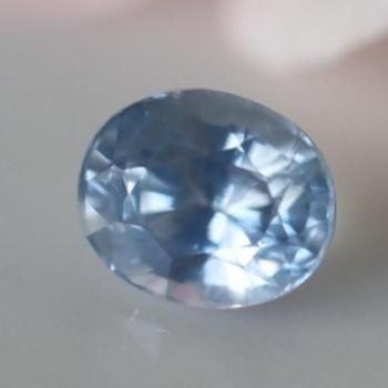 ġ󥫻ۤΤꥷ륭饤ȥ֥롼ե롼0.94ct  5.7mm