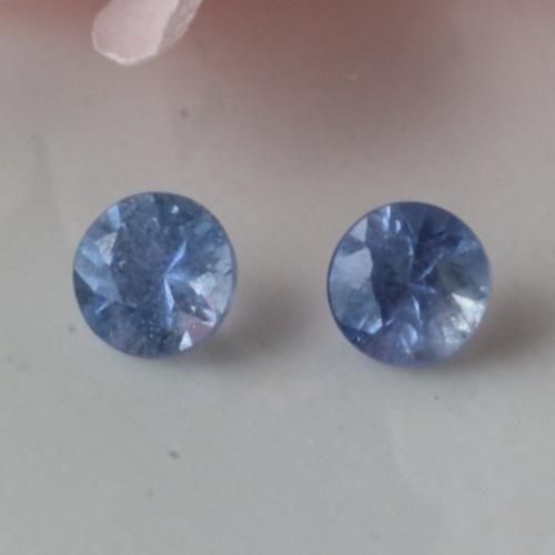 スリランカ産加熱天然ブルーサファイアルース スリランカ産非加熱天然ブルーサファイアルース