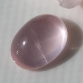 ピンク スター・メタモルフォーゼス(メタモルフォシス) クォーツ カボション 3ct  11.4mm