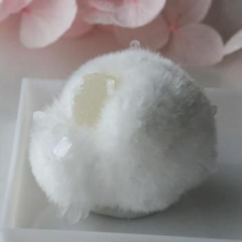 ふわふわ オケナイト&カルサイト オーケン石 18mm ゆうパック便