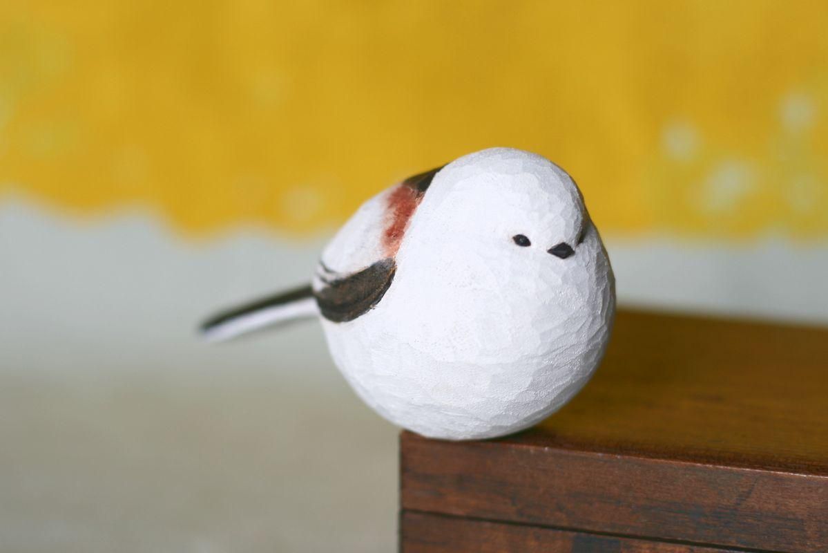 木製の鳥の彫刻 シマエナガ g-015 | Saezuri