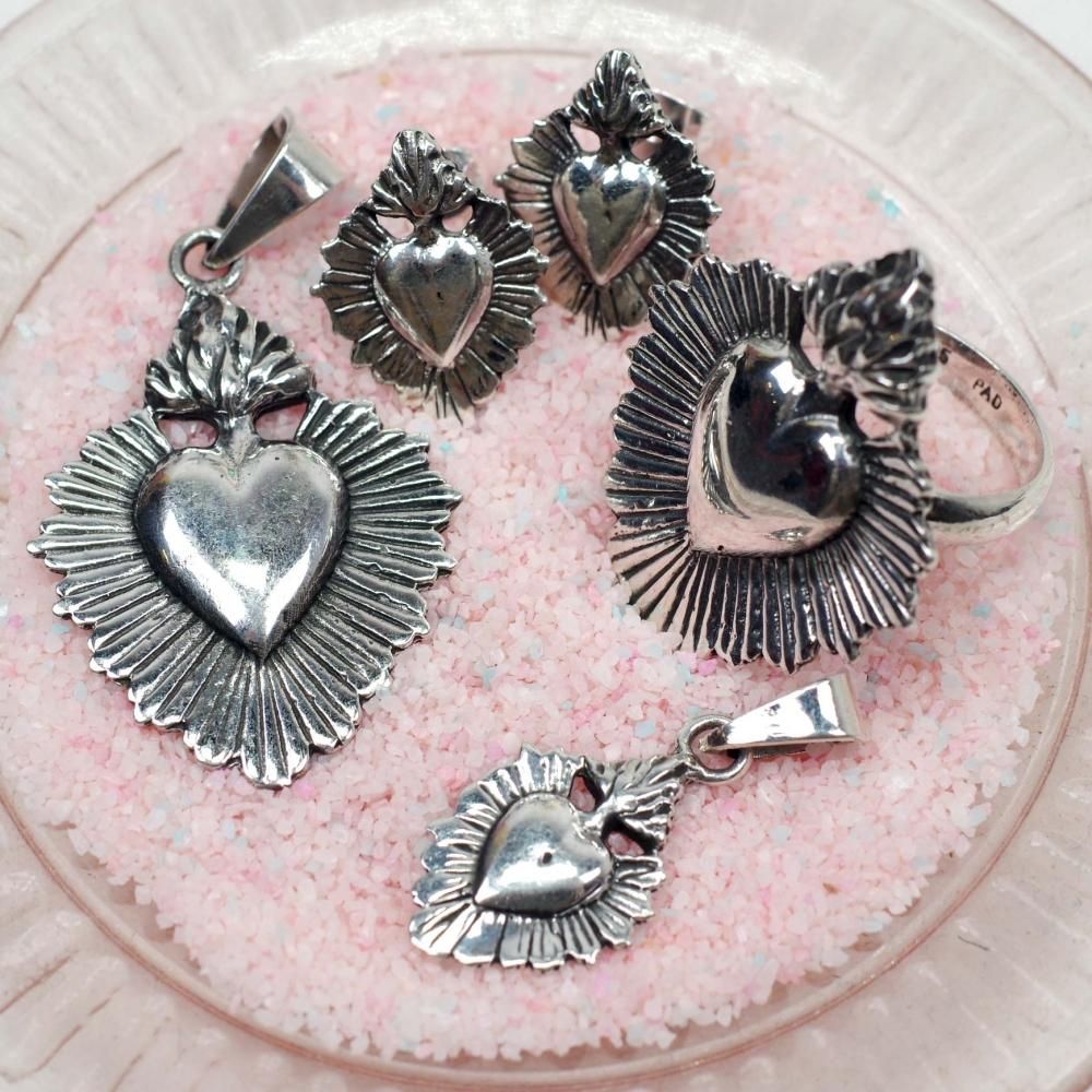 遺品生前整理☆アクセサリーまとめ売り☆クレージ☆4℃☆ザキッス☆ピェールカルダン メキシコ雑貨店 PAD MEXICO メキシコマリアのアクセサリー
