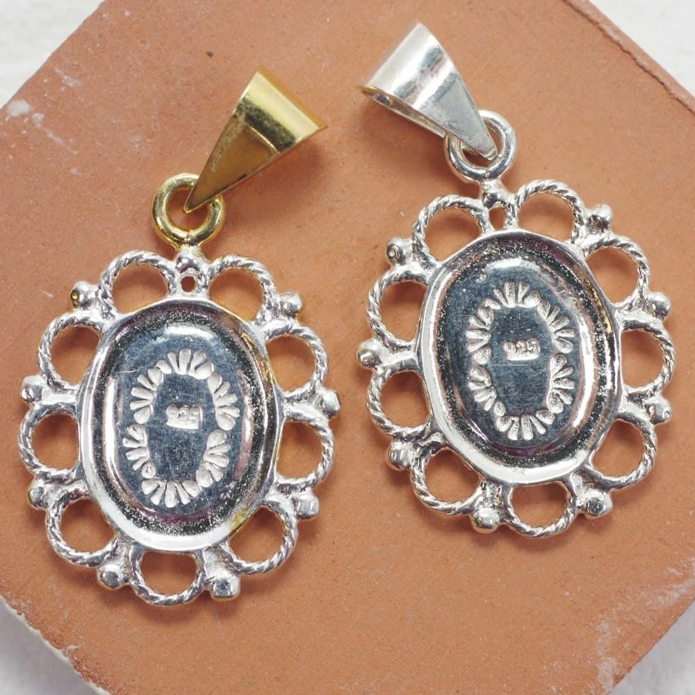 Silver925☆oval flower装飾 グアダルーペ top【2.6cm】 Silver925☆oval flower装飾 グアダルーペ top【2.6cm】