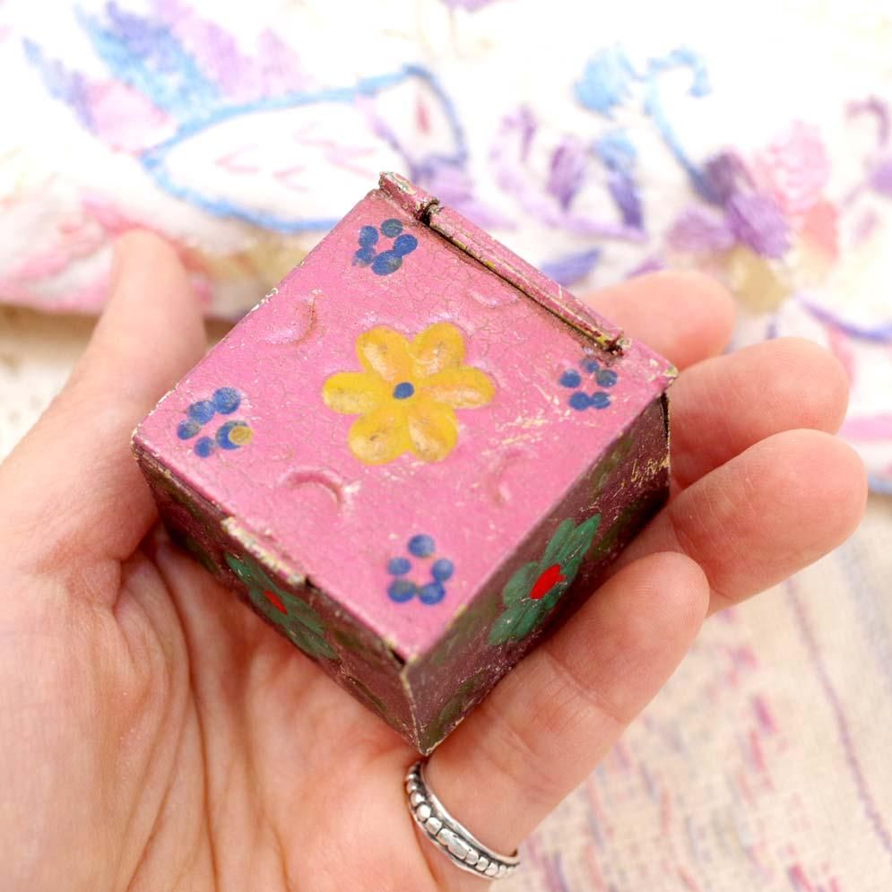 tiki様 ご依頼品 パブストサイン　ブリキ 手描き☆ブリキBOX〈F〉