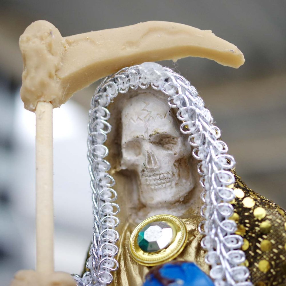 死の聖母☆クラシック サンタムエルテ像 【GOLD】(H30cm)