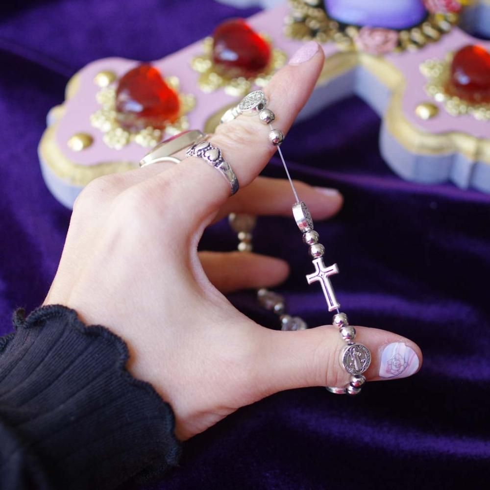 フリーサイズ☆十字架と聖ベネディクトのメダイブレスレット