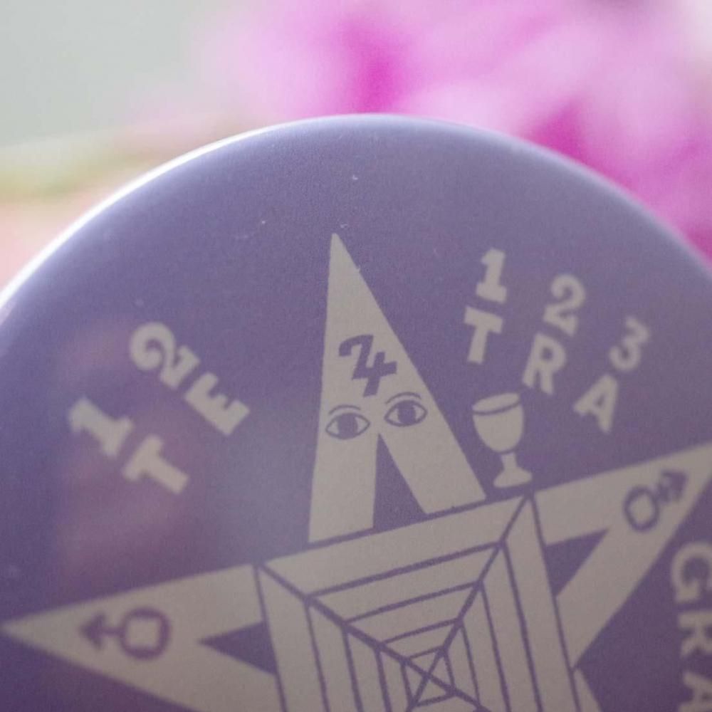 PADꥸʥ꤫ TETRAGRAMATONS