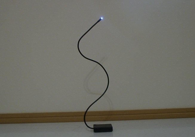 細長いフレキシブル作業照明 電池式LEDライト