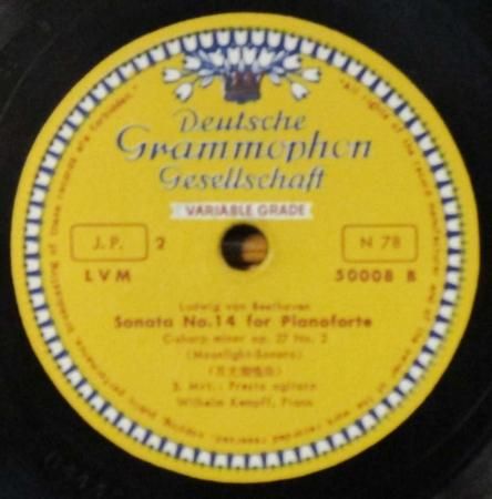 LP レコード　ベートーヴェン ピアノ協奏曲 第5番・月光 LP レコード カラヤン、ワイセンベルクのベートーヴェン/ピアノ協奏曲