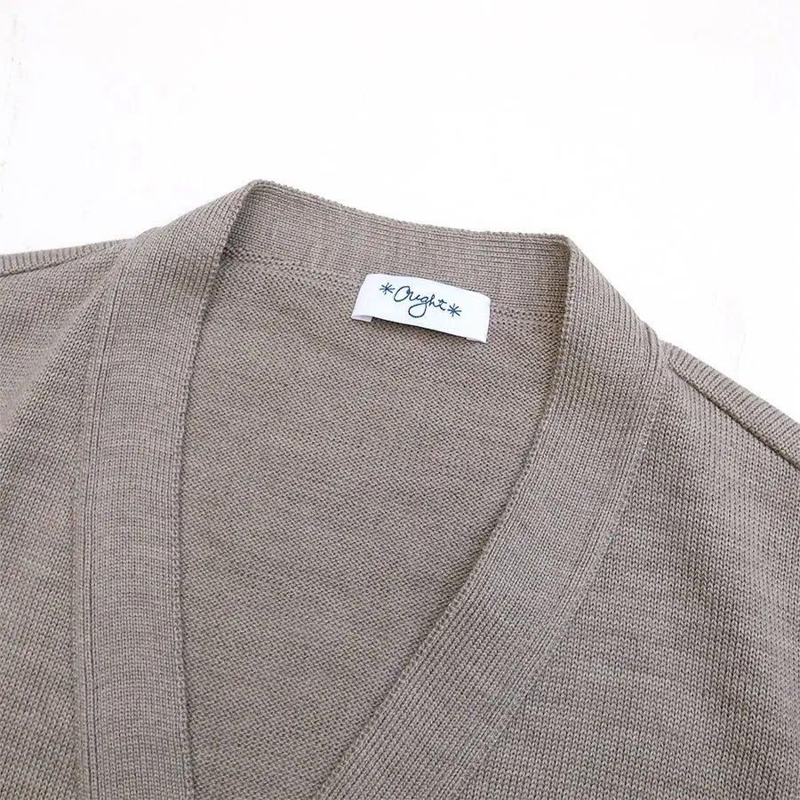 【美品】アンクレイヴ　メリノウールカーディガン 洗える】メリノウール ショートカーディガン（uncrave WHITE