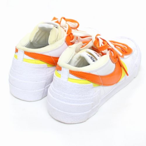 NIKE × sacai × KAWS BLAZER LOW MAGMA ORANGE ブレザー ロー マグマ オレンジ US9.5 ホワイト -  ブランド古着買取・販売unstitchオンラインショップ