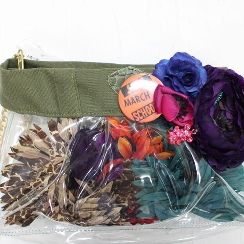 guriguri グリグリ ビニール クラッチバッグ クリア カーキ