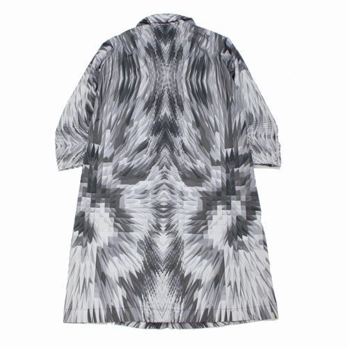 ISSEY MIYAKE イッセイ ミヤケ 2009AW Runway Collection 幾何学柄 プリーツ コート 2 グレー系 -  ブランド古着買取・販売unstitchオンラインショップ