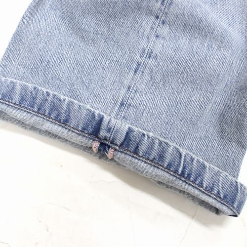 Acne Studios アクネ ストゥディオズ 1989 loose jeans Light Blue Trash デニムパンツ EUR32  インディゴ - ブランド古着買取・販売unstitchオンラインショップ