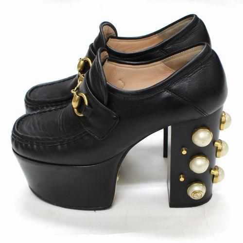 GUCCI スタッズパンプス【35】