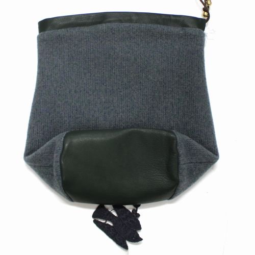 mina perhonen ミナ ペルホネン 23SS drop pochette - forest parade ドロップ ポシェット グレー -  ブランド古着買取・販売unstitchオンラインショップ