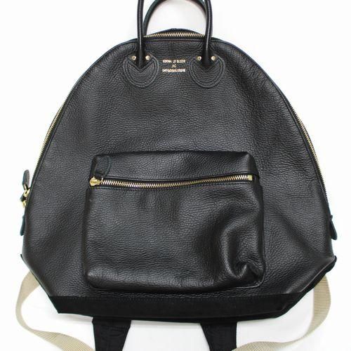 YOUNG&OLSEN 黒いレザーリュック・バックパック　　値下げしました‼️ YOUNG&OLSEN 黒いレザーリュック・バックパック 値下げしました