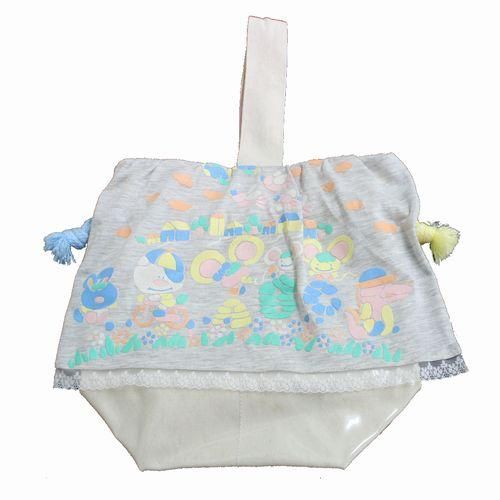 カネコアヤノとfutatsukukuriのコラボアイテムが発売、巾着